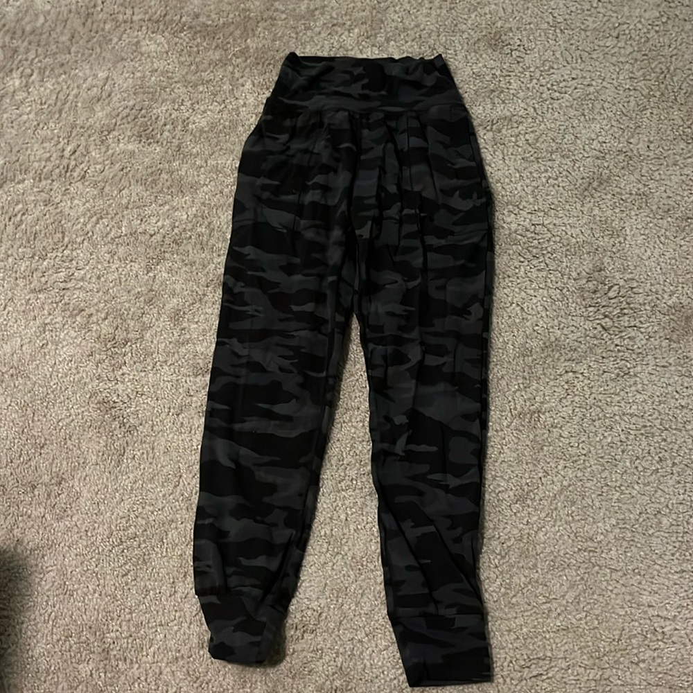 Camo athleta joggers